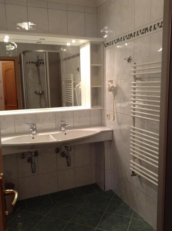 Haus Zirmblick Apartment Заалбах-Хинтерглем Стая снимка